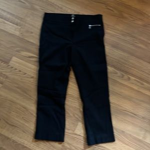 Anne Klein cropped dressy stretchy pants with zipper